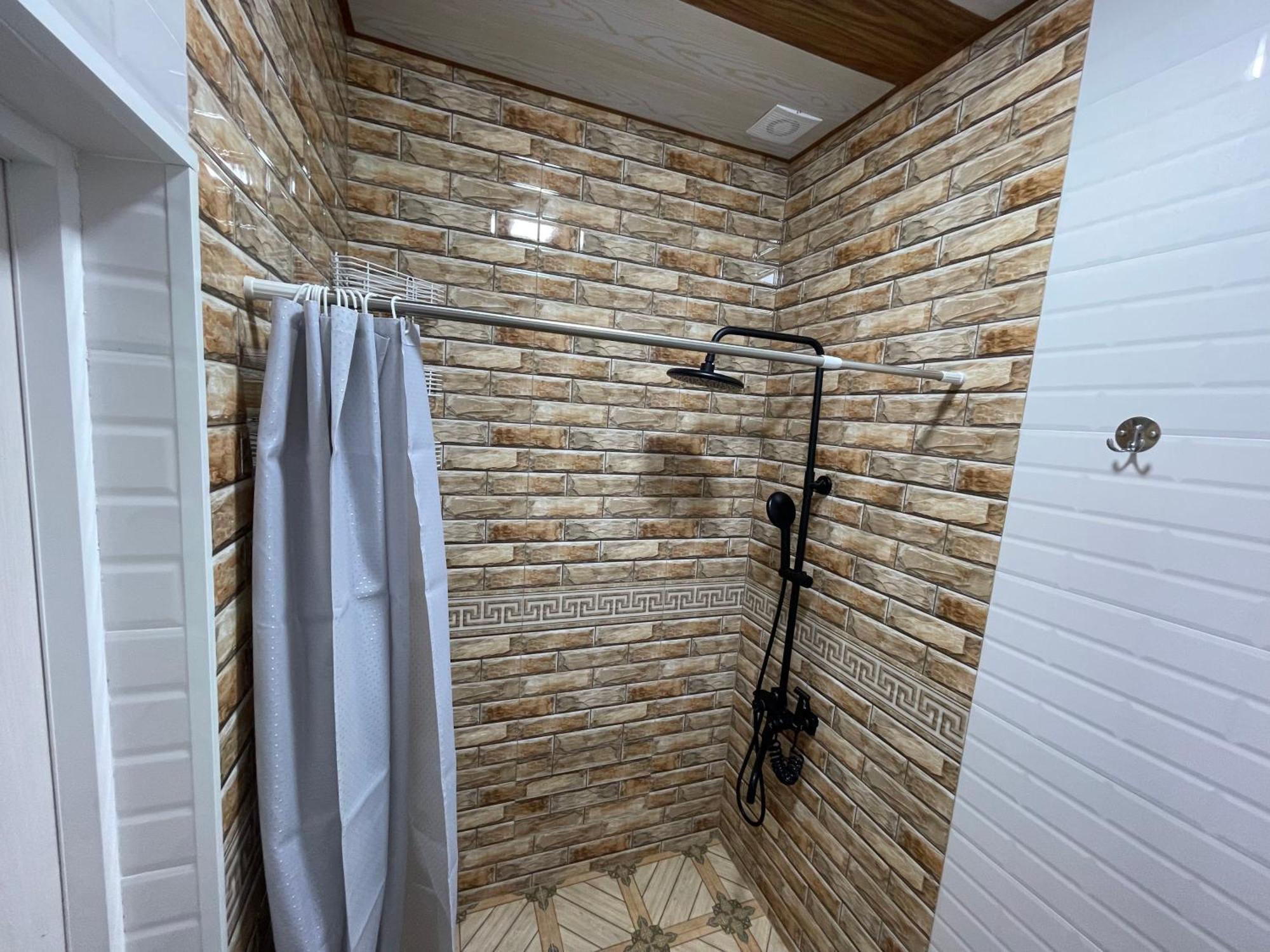 Nanosh East Hotel Bukhara Room photo