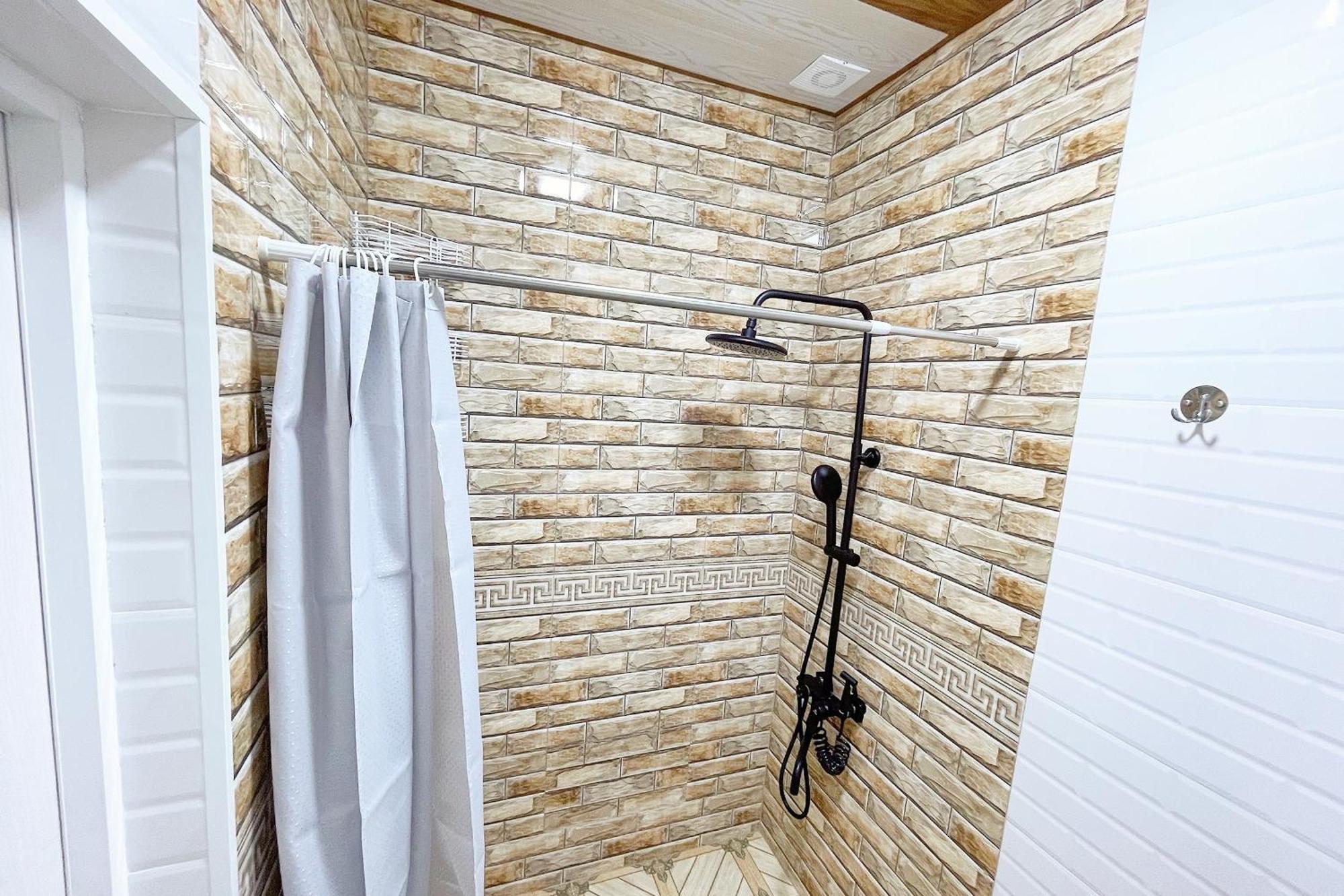 Nanosh East Hotel Bukhara Room photo